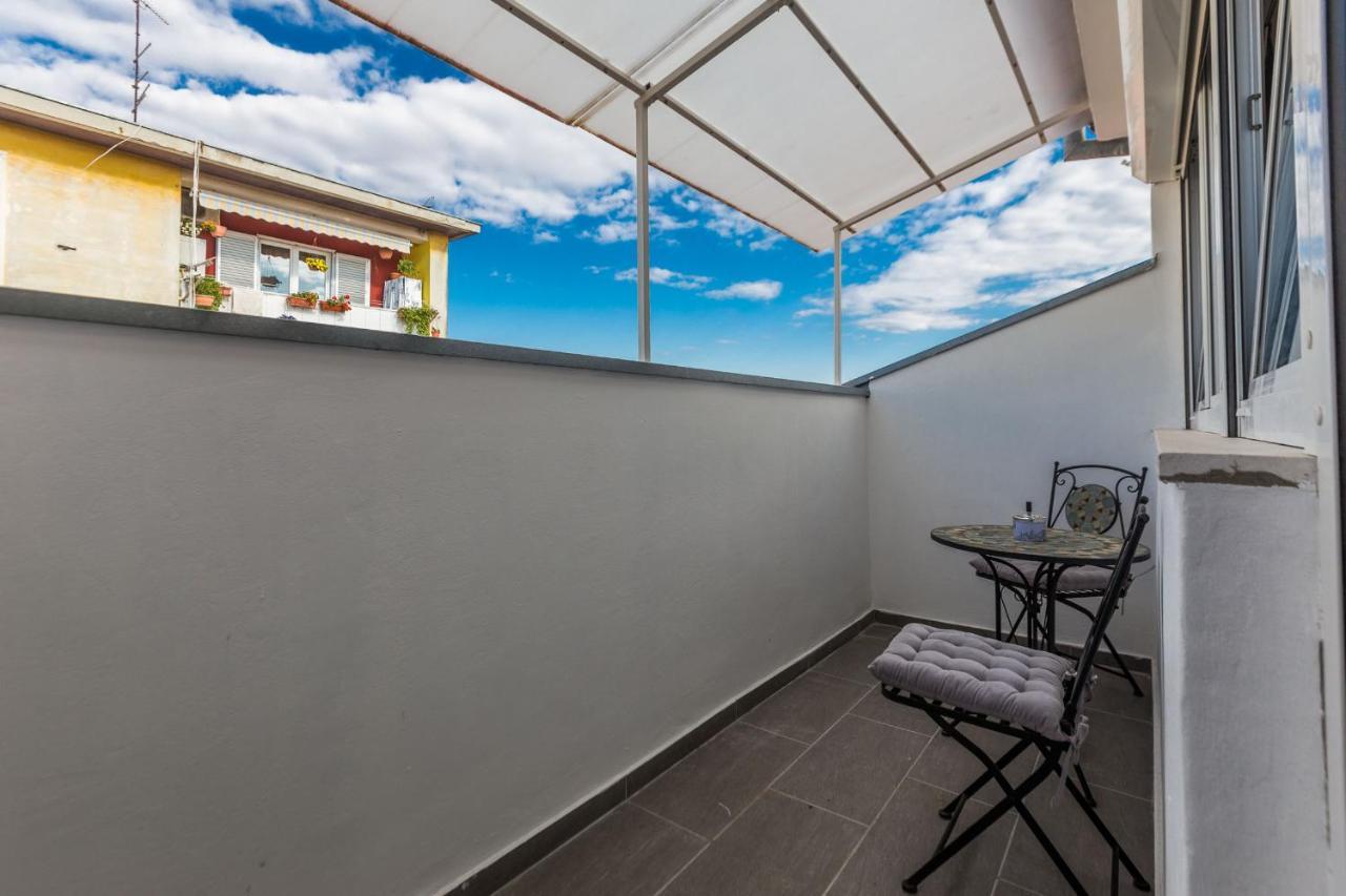 Kuki Apartment With Balcony Zadar Exterior foto