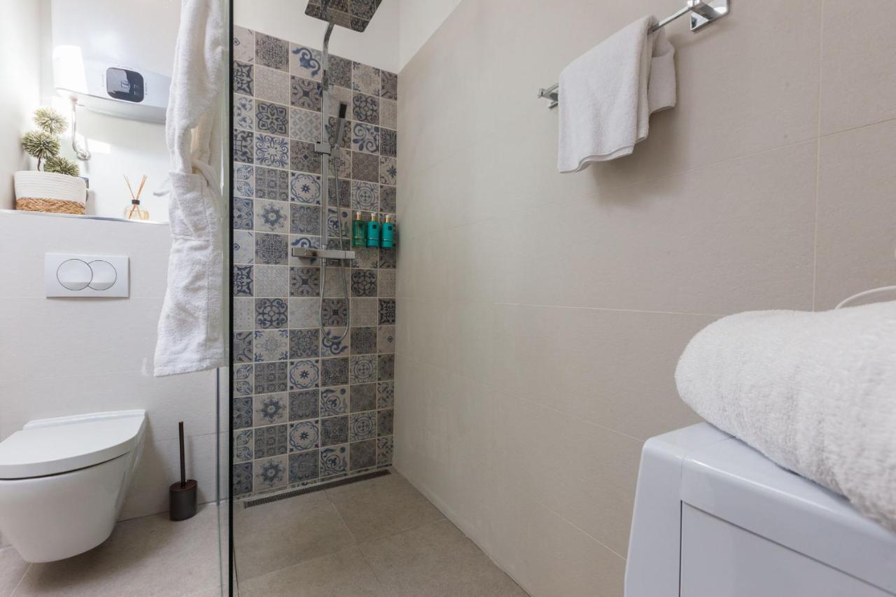 Kuki Apartment With Balcony Zadar Exterior foto